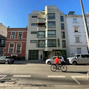 Modernes In Der Innenstadt Apartment